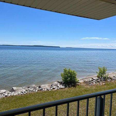 Quality Inn Lakefront Saint Ignace Exterior foto
