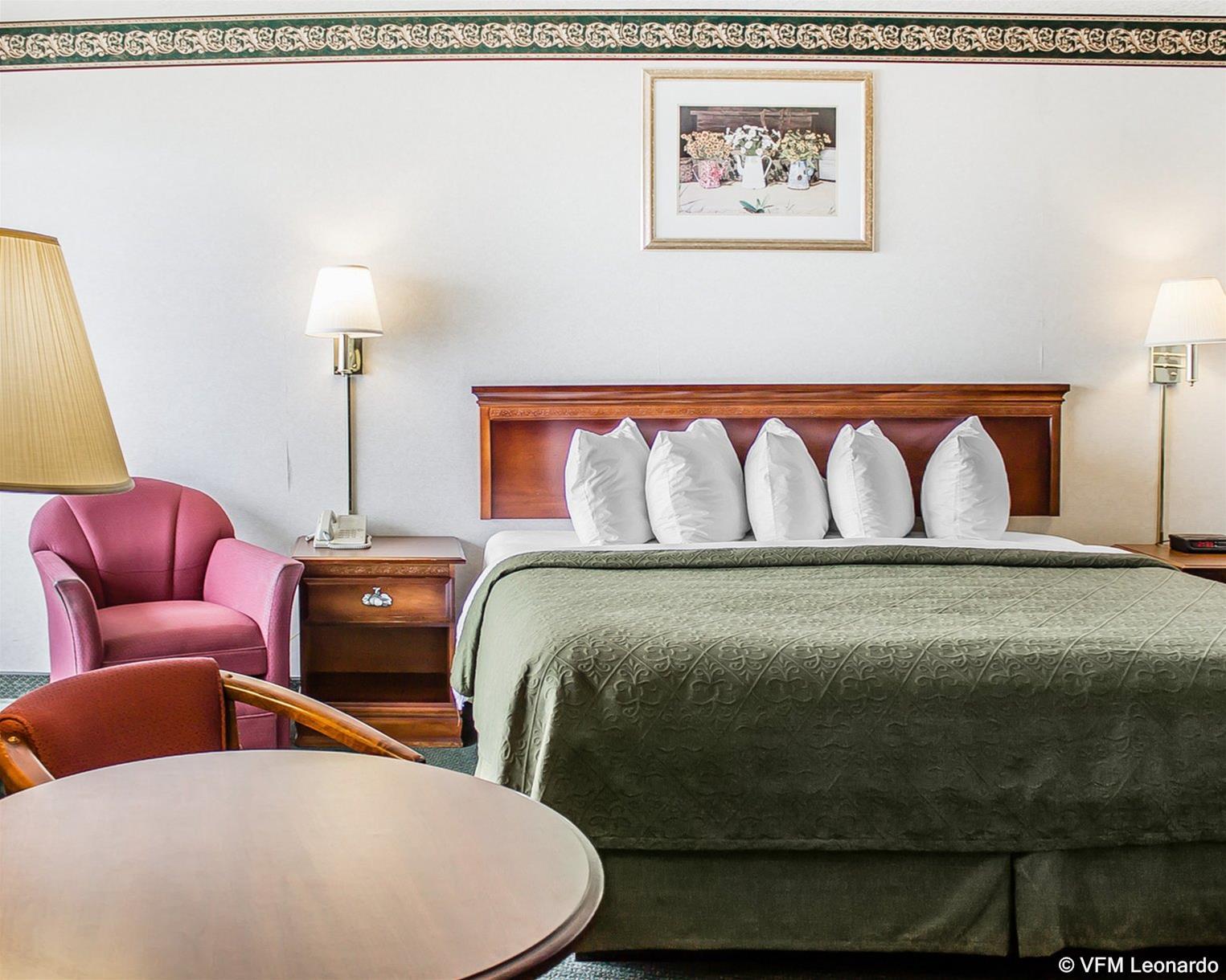 Quality Inn Lakefront Saint Ignace Exterior foto