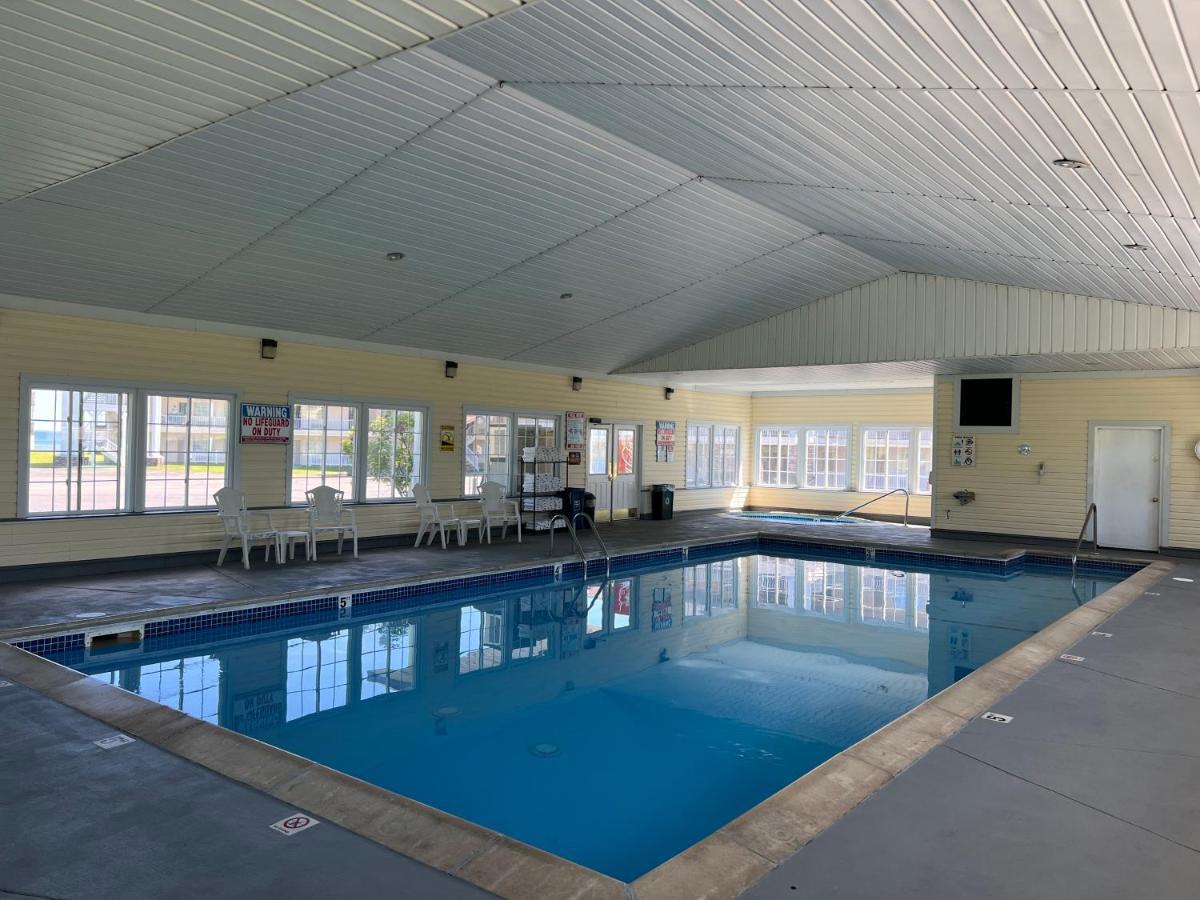 Quality Inn Lakefront Saint Ignace Exterior foto